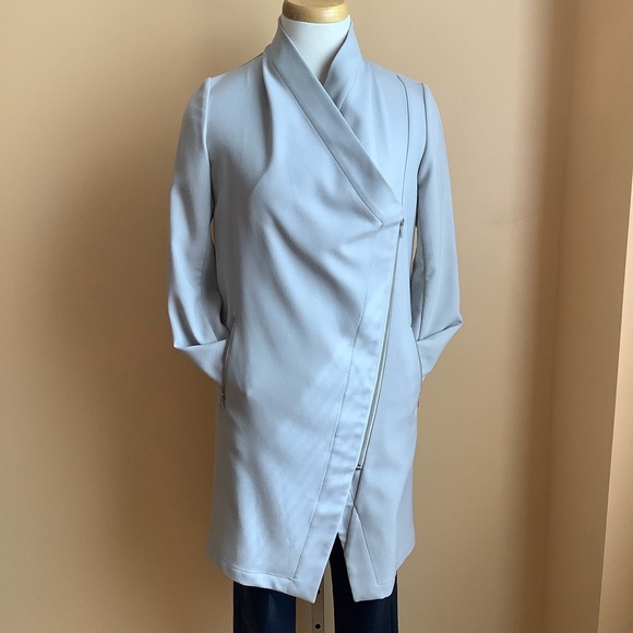 SOIA & KYO Light Gray Asymmetric Cinch Waist Blazer/Jacket - Picture 2 of 16